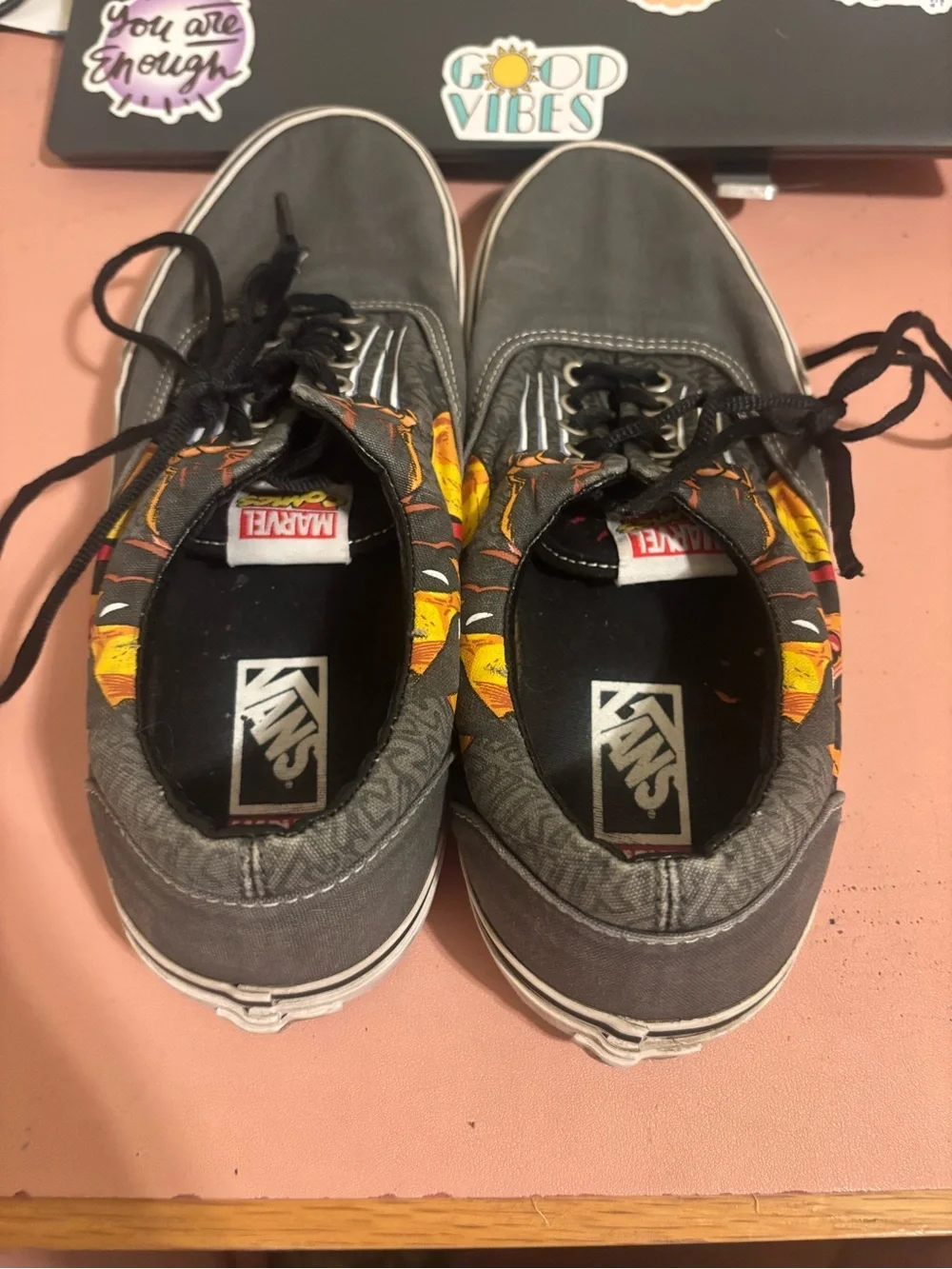 Vans low top